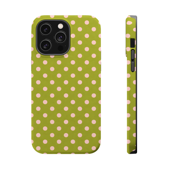 green & blush dots - MagSafe